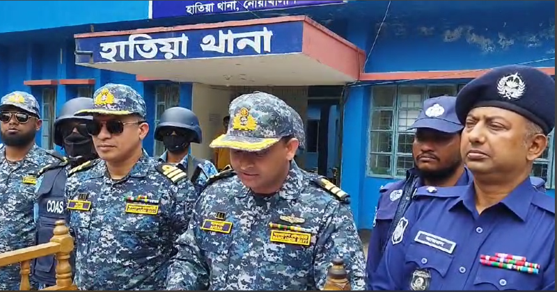 মৎস্য সম্পদ সুরক্ষায় ‘বিশেষ কম্বিং অপারেশন’ চালাচ্ছে নৌবাহিনী